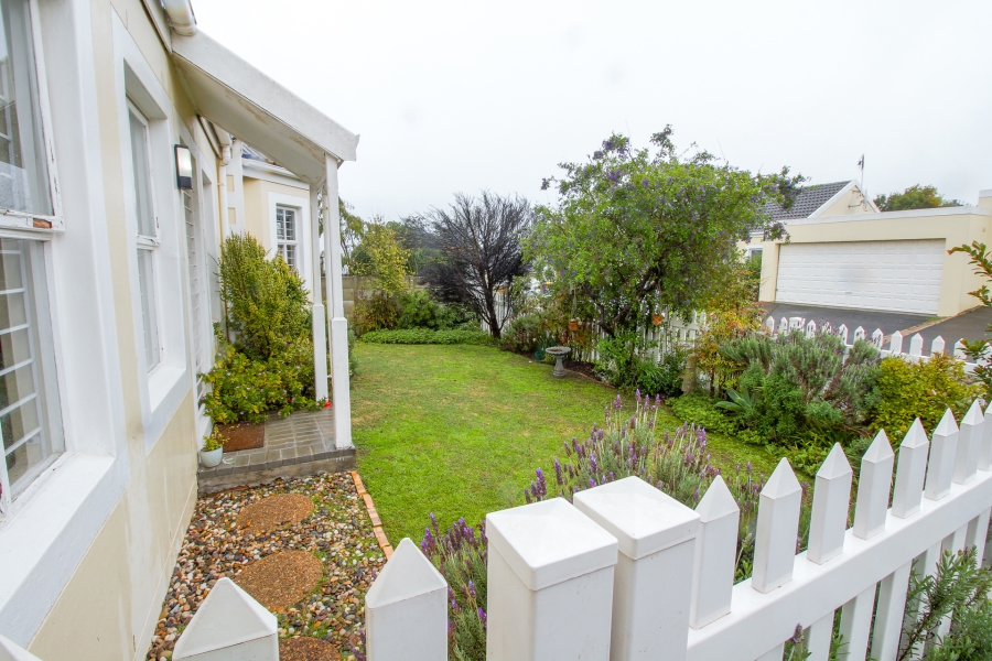 2 Bedroom Property for Sale in Goedemoed Western Cape